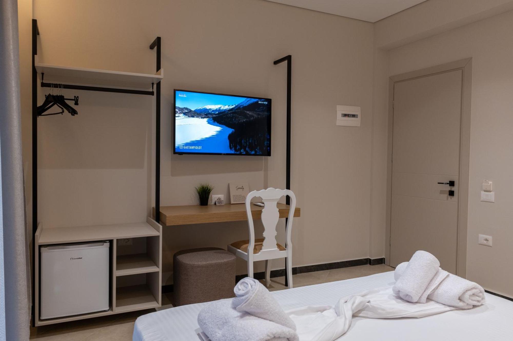 Villa Serenity Sarande Bagian luar foto