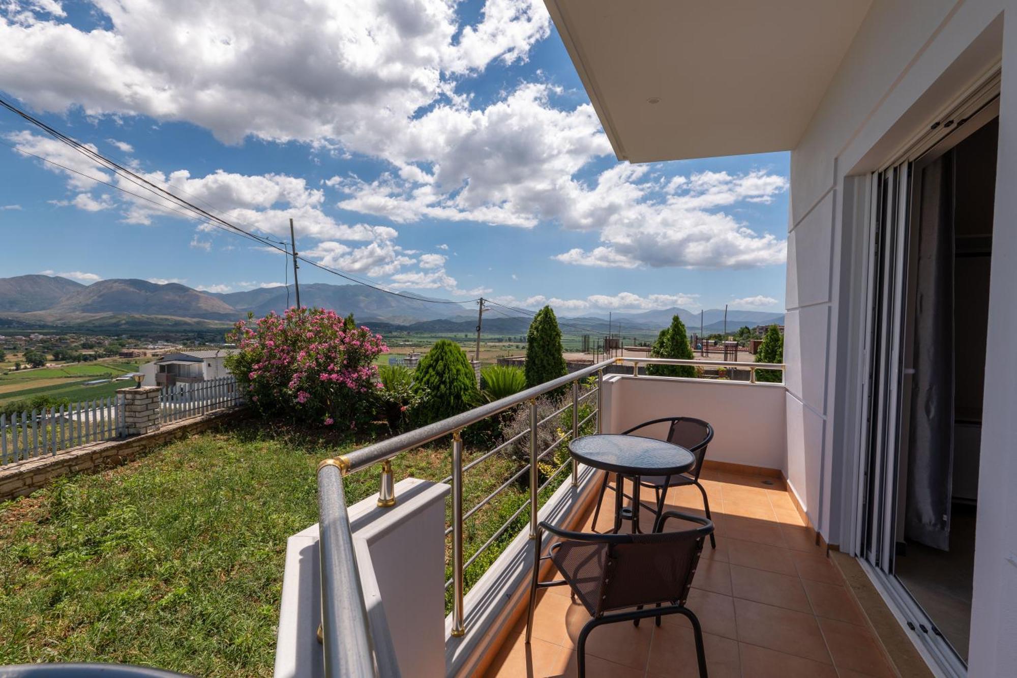 Villa Serenity Sarande Bagian luar foto