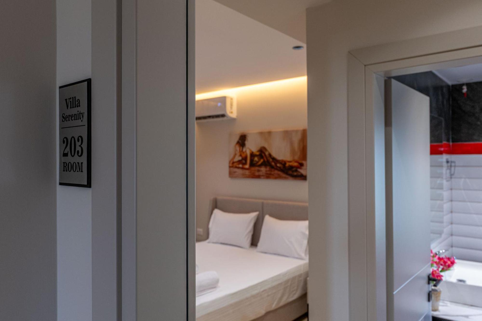 Villa Serenity Sarande Bagian luar foto