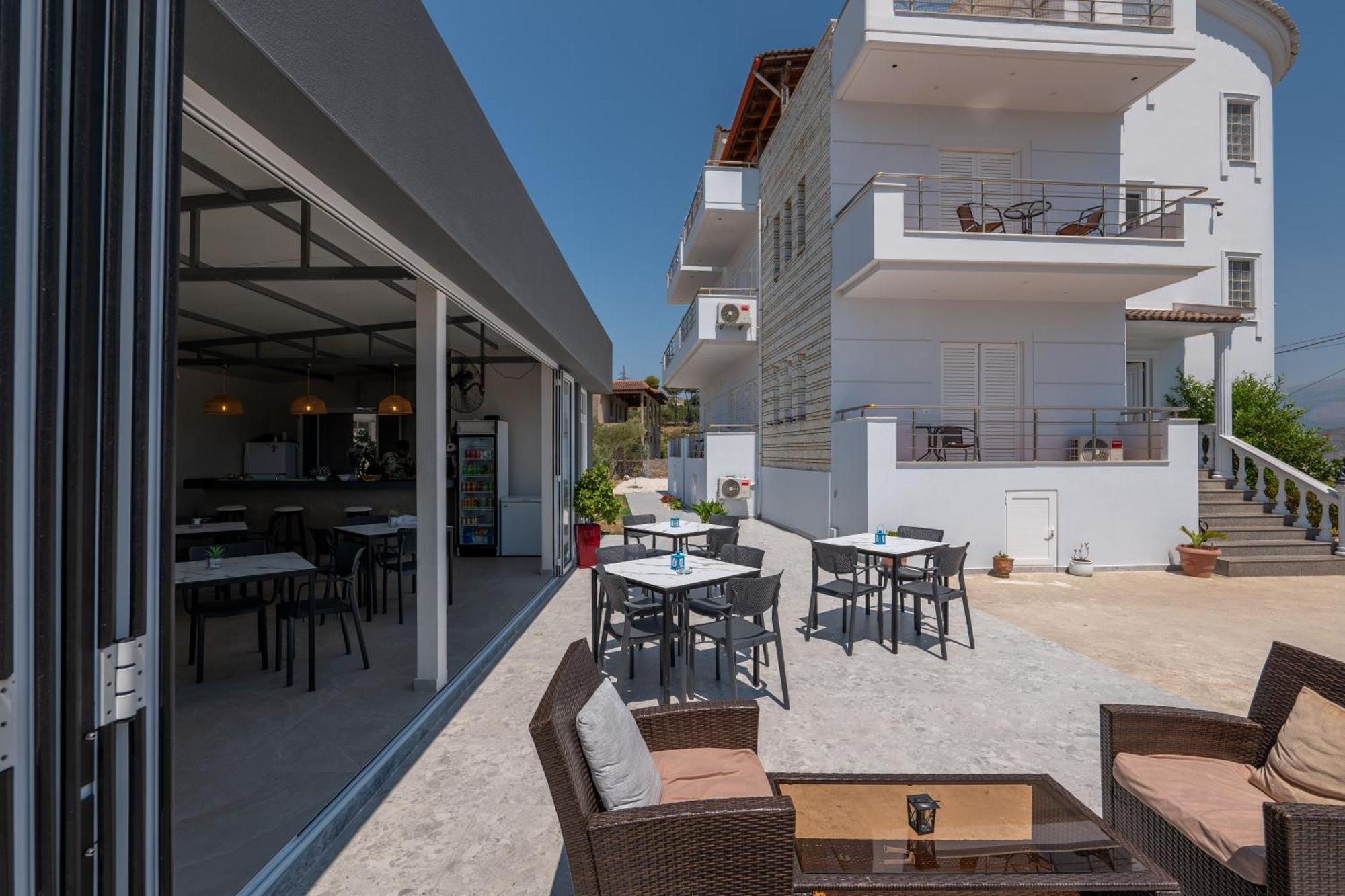 Villa Serenity Sarande Bagian luar foto