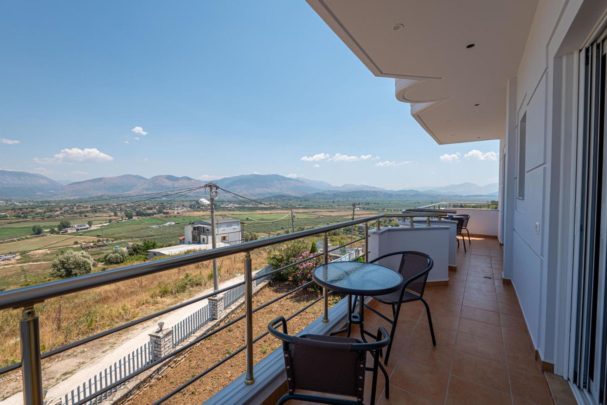 Villa Serenity Sarande Bagian luar foto